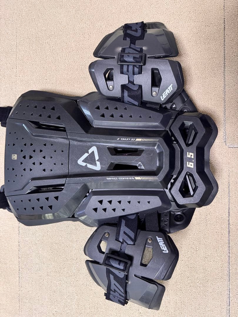 Leattリアット 6.5 Body プロテクター上半身　Lサイズ
