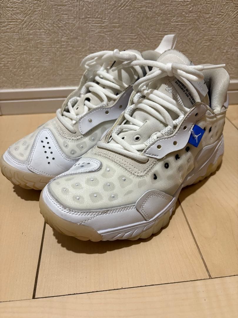 NIKE ジョーダンスニーカー