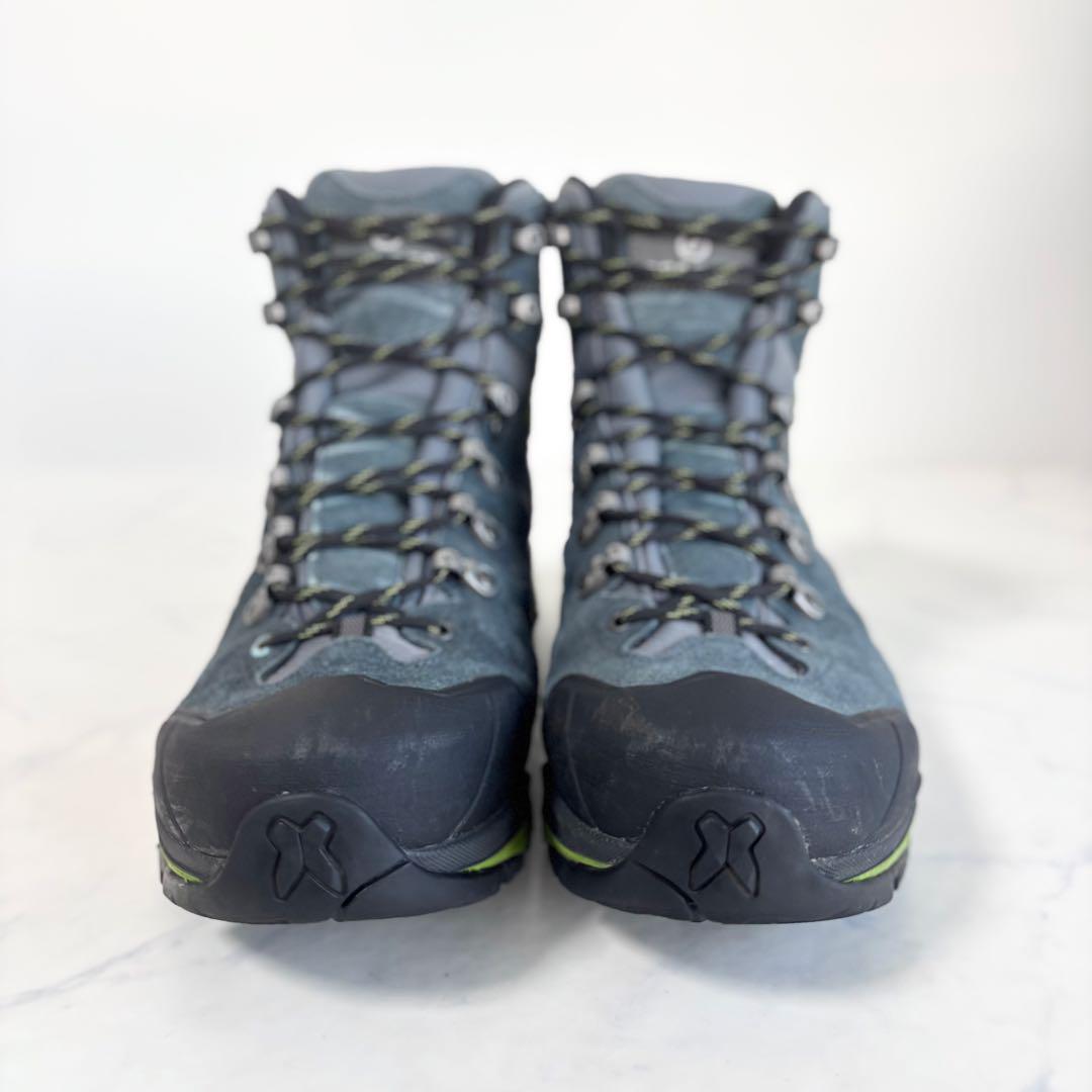 GTX 登山靴