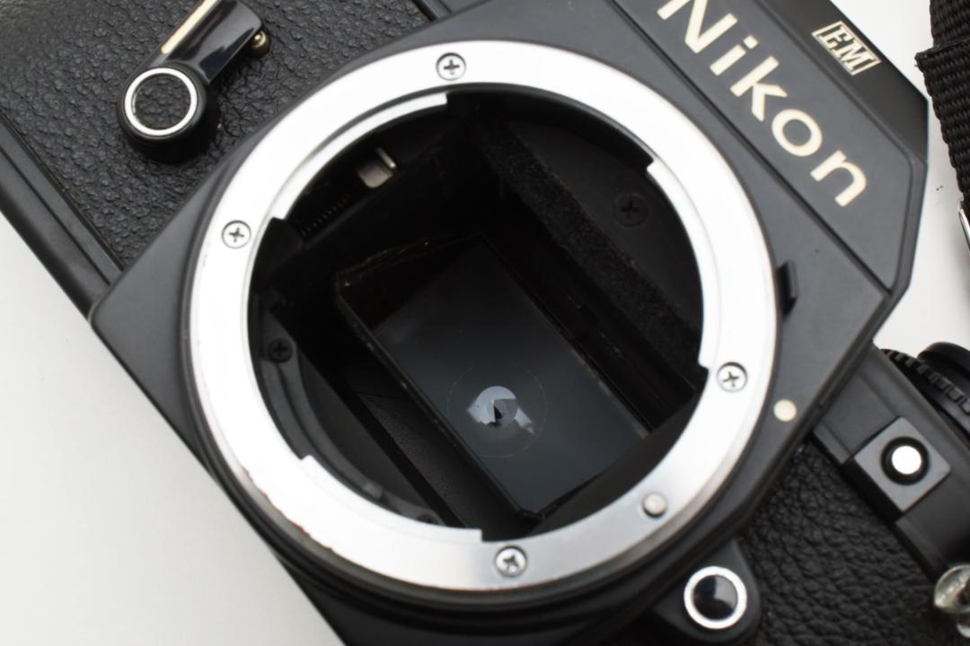 超美品 NIKON ニコン EM フィルムカメラ　モルト新品交換済 B620