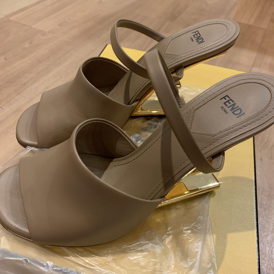 FENDI ベージュ ミュール 約10cmヒール