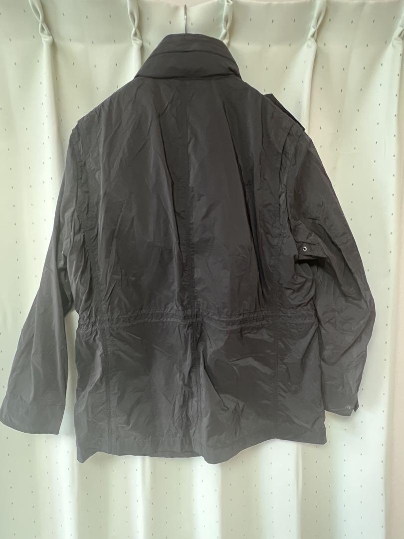BURBERRY ブラック