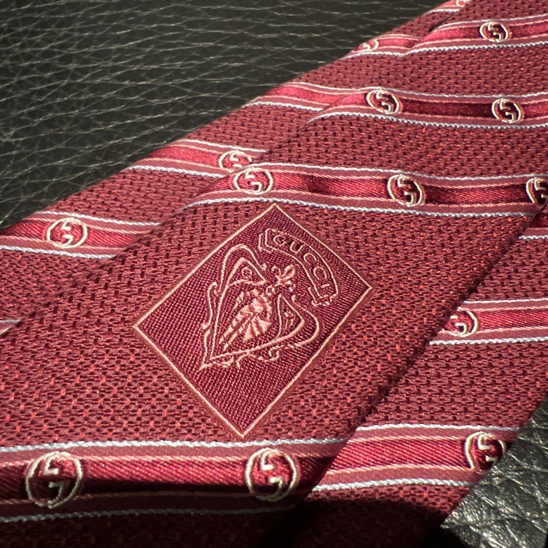 美品】GUCCI バーガンディ ストライプ ネクタイ(クリーニング済)