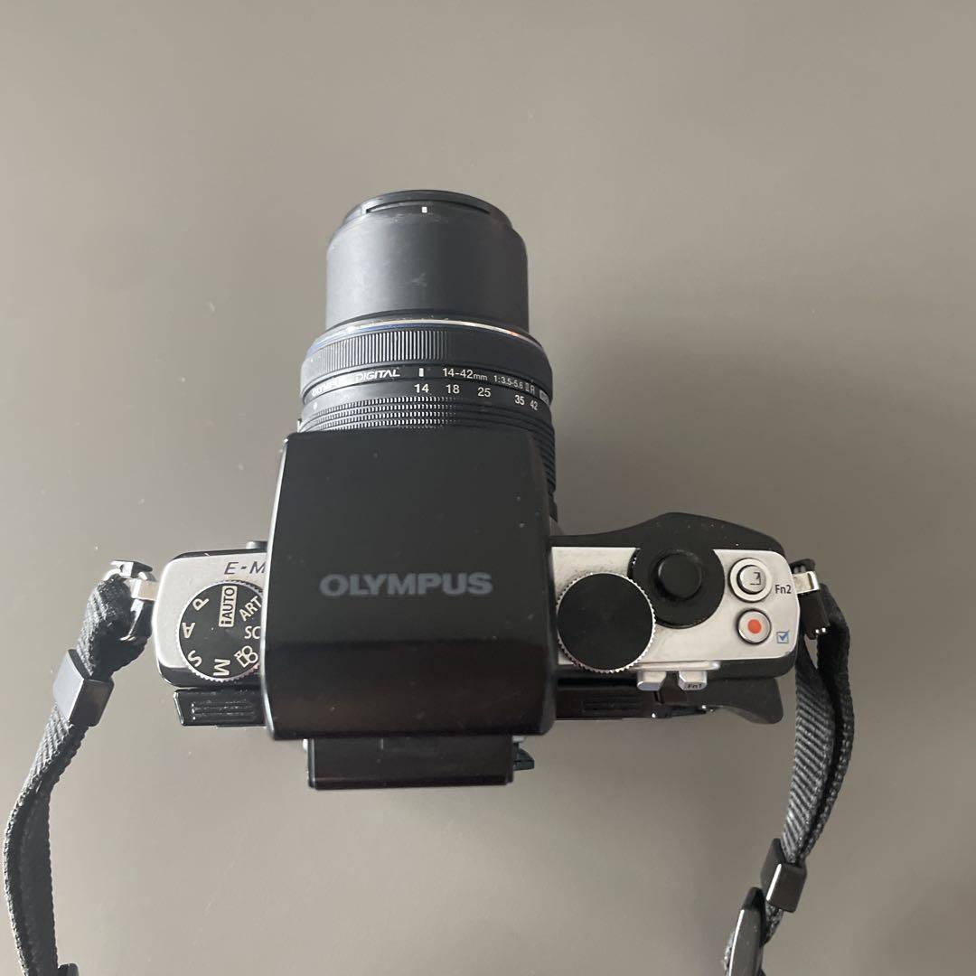 OLYMPUS OM-D E-M5 ミラーレスカメラ★処分価格