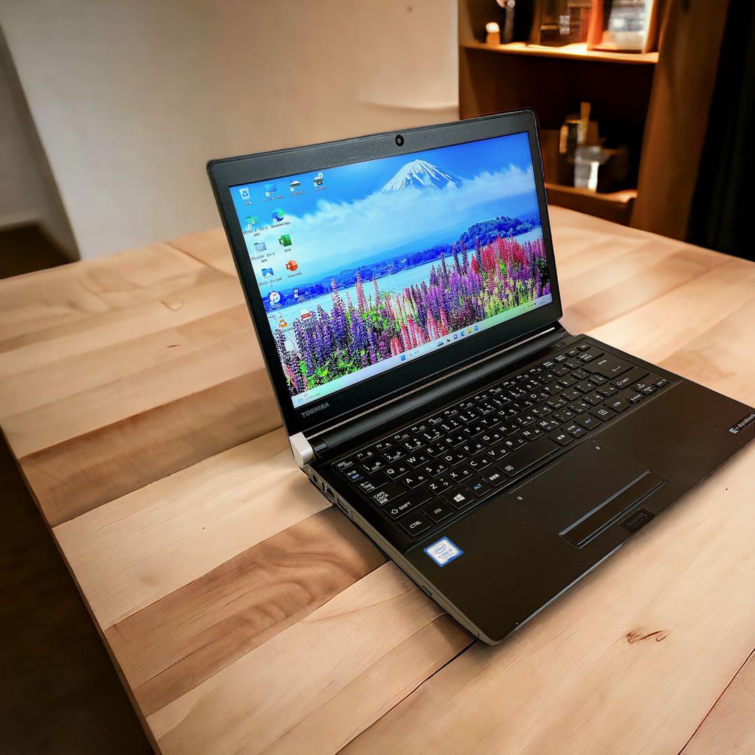 256【i5第7世代！東芝⭐️高性能】2018年製ノートパソコン