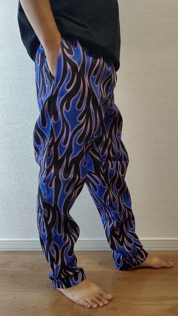 格安SALEスタート！ 新品USMultiFlamesEasyPantsアス三軒茶屋木村拓哉着木村さ～ん パンツ