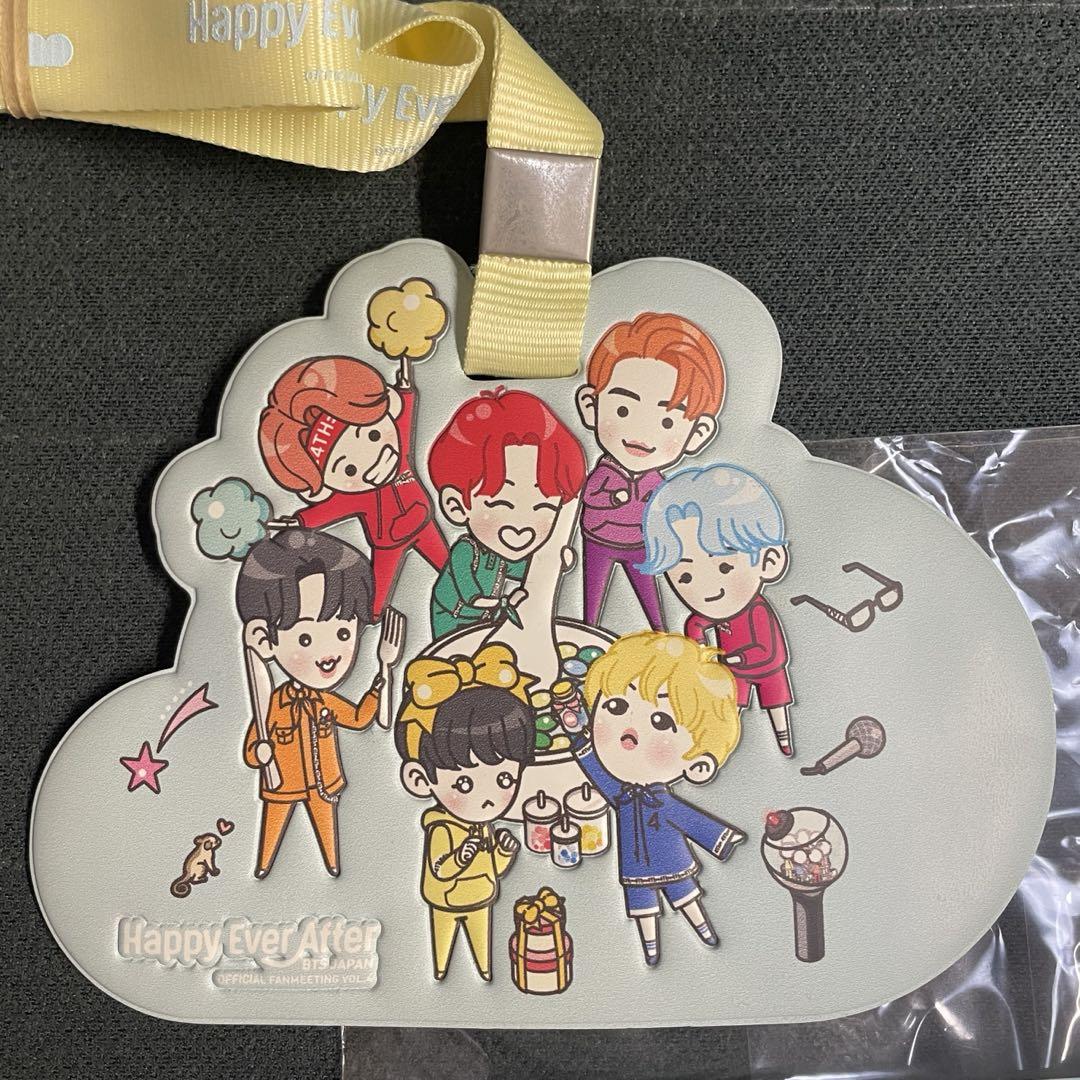 BTS happy ever after ネームタグホルダー - メルカリ