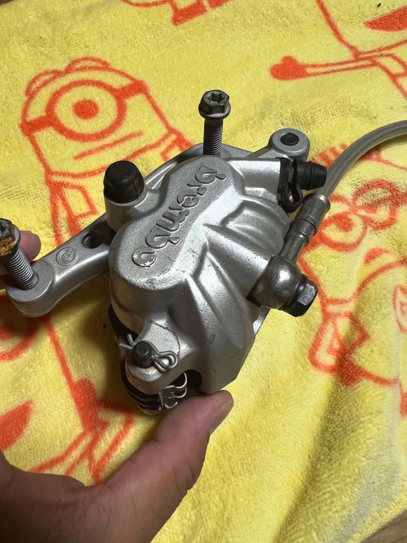 Brembo キャリバー