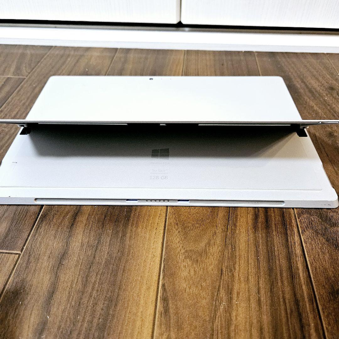 【美品】Microsoft Surface Pro 3 | core i5