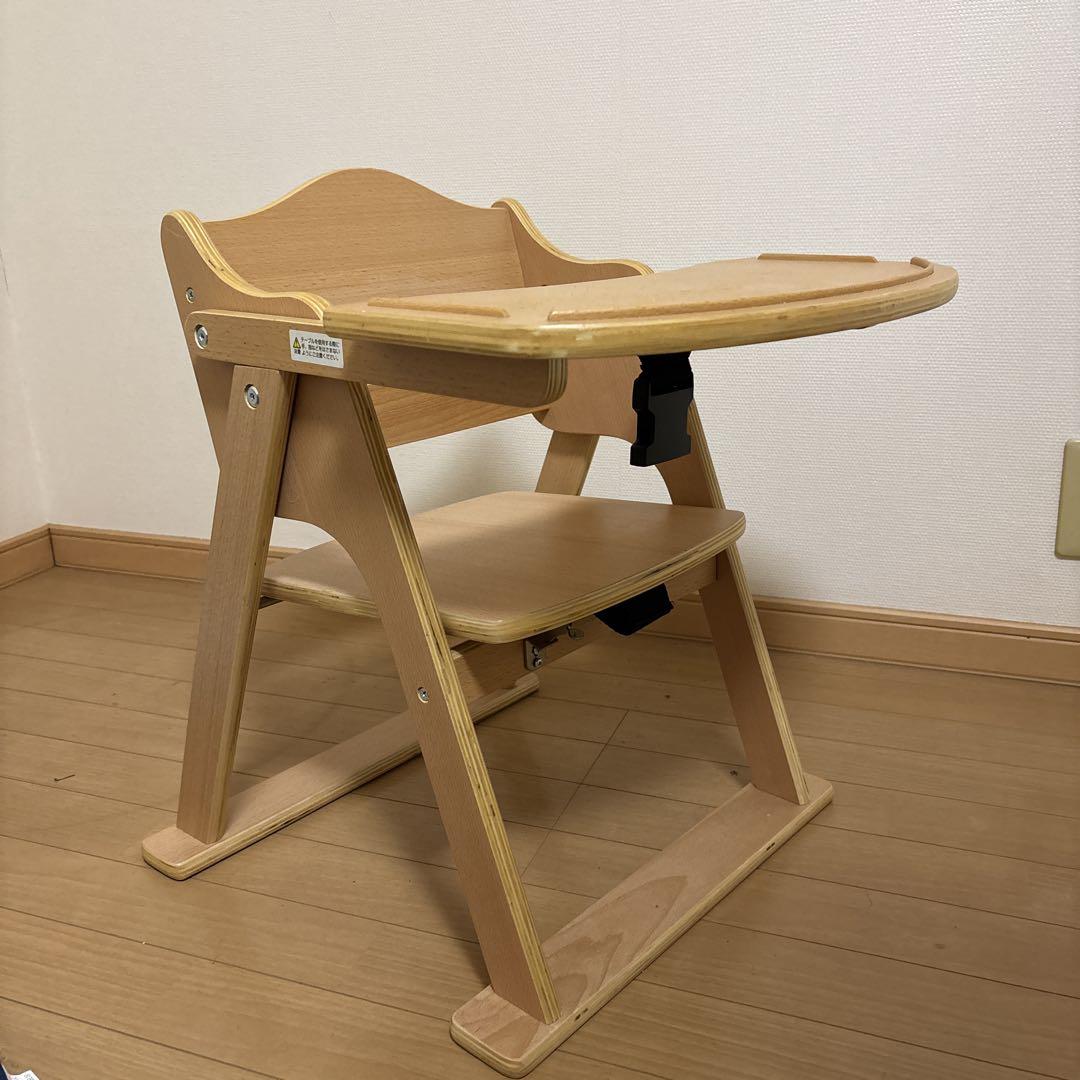 未使用　ベビー　食卓椅子　マット付き