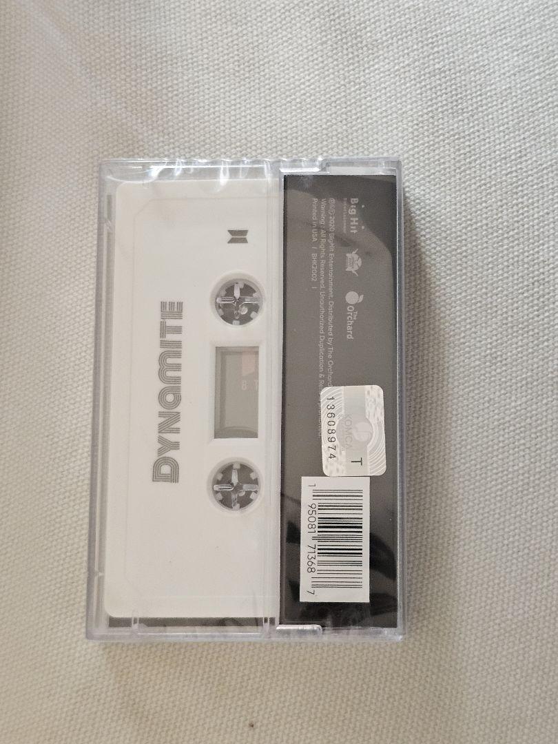 BTS レコード　カセットテープ　dynamite 51nIosAHJxL._UF1000,1000_QL80_.jpg