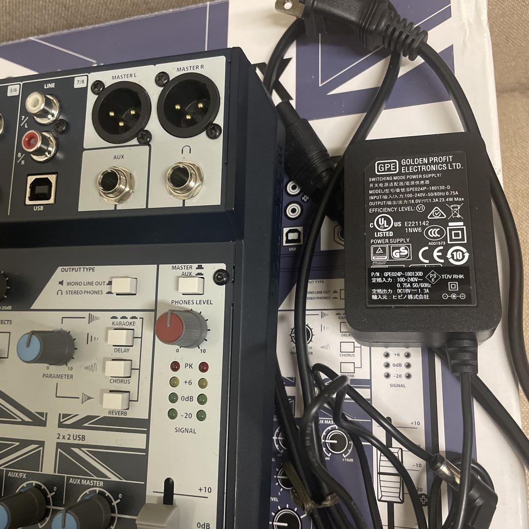 1回使用、美品soundcraft Notepad 8FX 8チャンネルミキサー