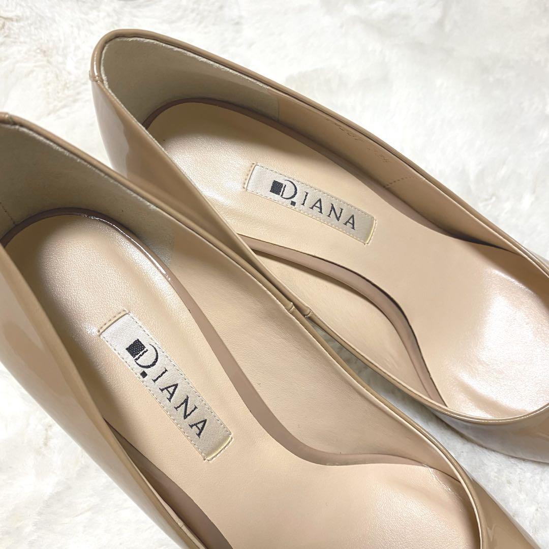 未使用級✨DIANA ダイアナ　ポインテッドトゥ　ベージュ　パンプス　23.5