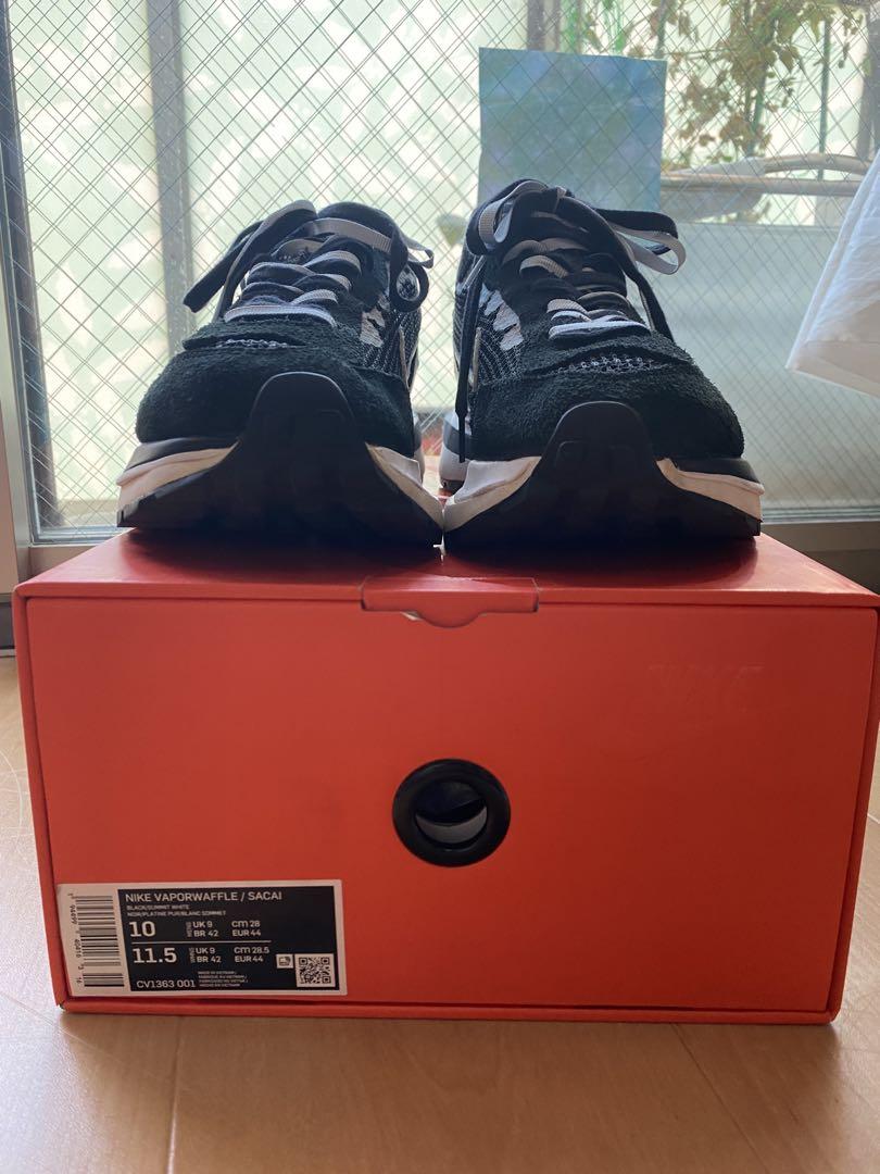 靴 sacai Nike Vapor Waffle Black and White