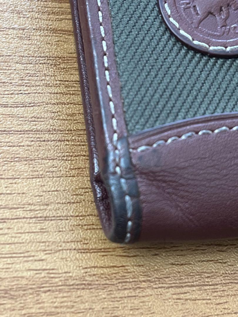 ハンティングワールド  三つ折り財布
