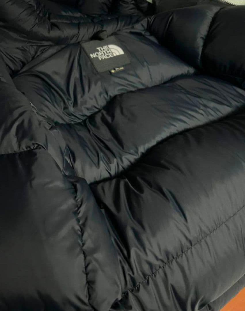 THE NORTH FACE GORE-TEX マウンテンダウンジャケット THE NORTH FACE GORE-TEX マウンテンダウンジャケット