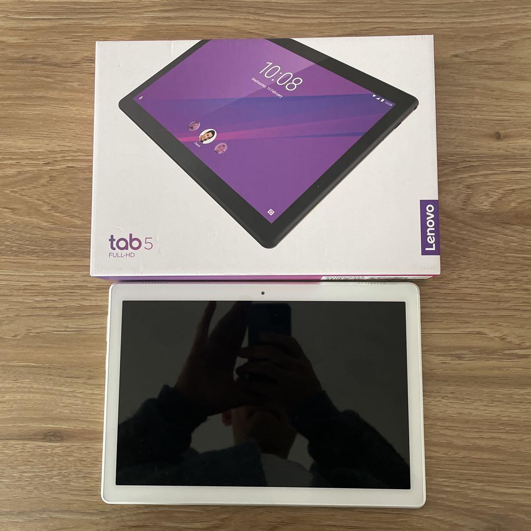 Lenovo Tab 5 LV801 ホワイト