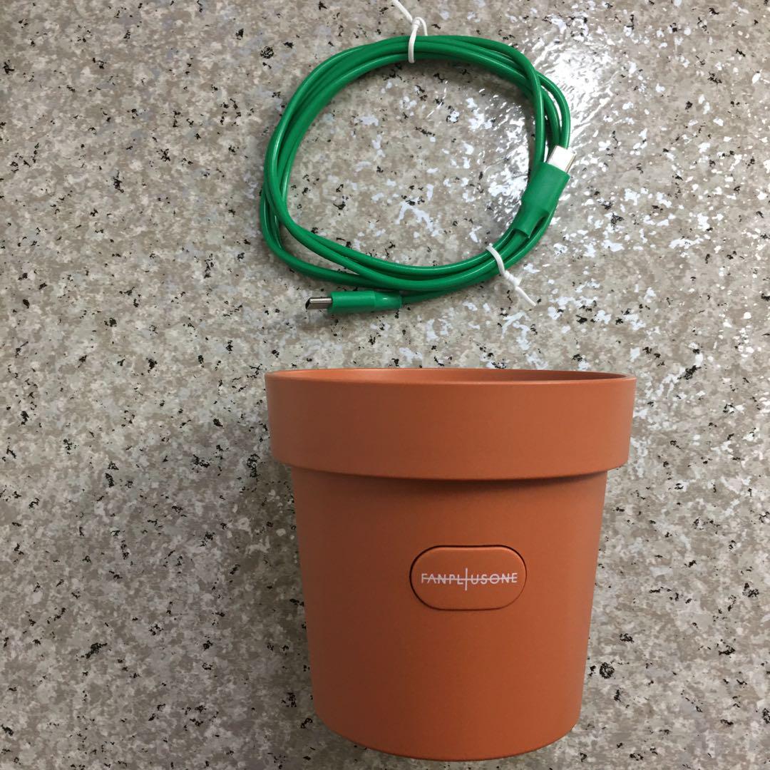 G-DRAGON ジヨン　USB-C充電・間接照明付き　ディスプレイスタンド