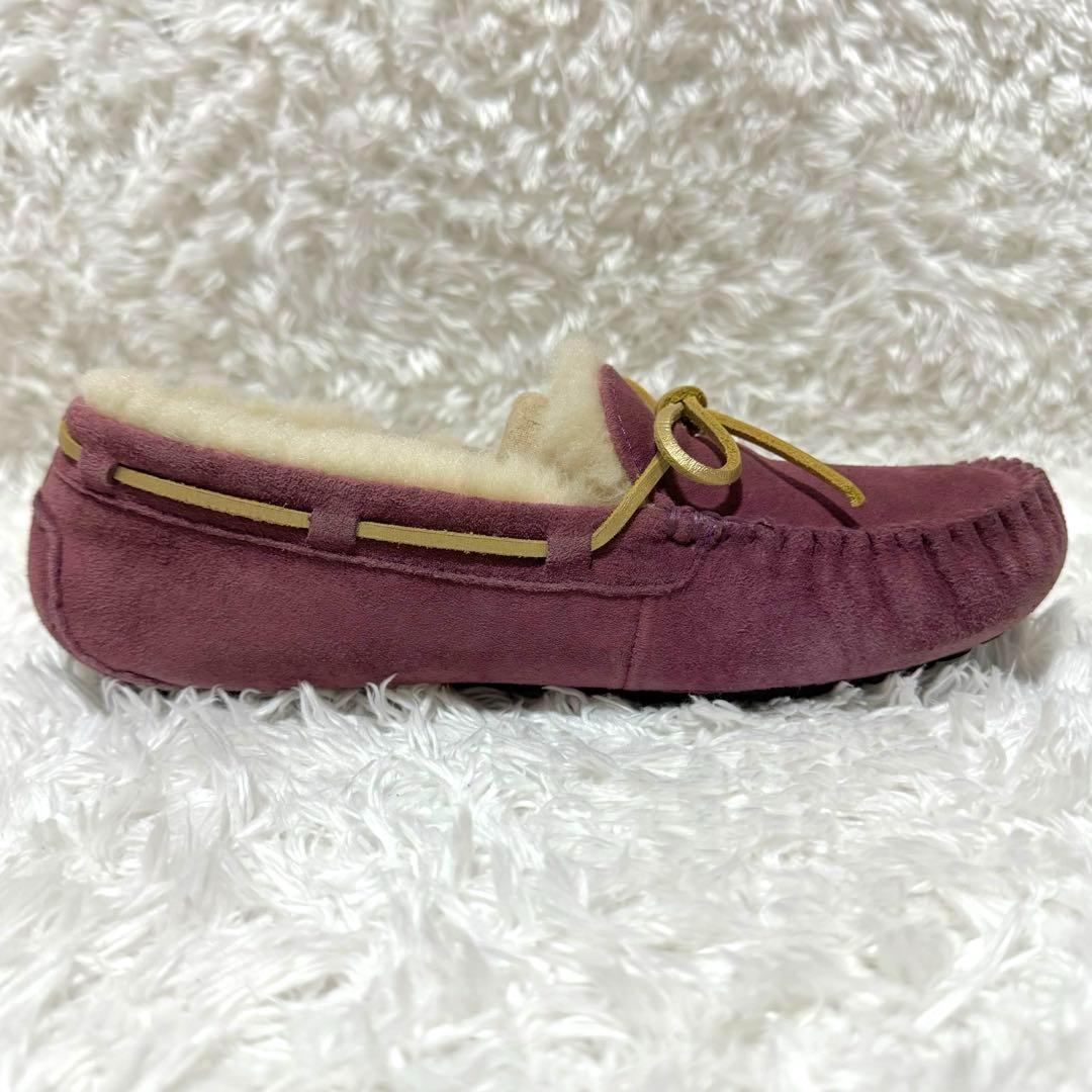 UGG アグ モカシン ダコタ 24 リボン スリッポン ムートン