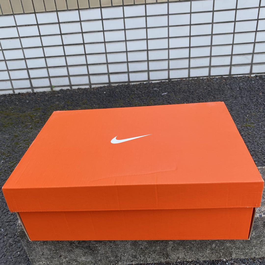 Nike Zoom GRAVITY ９　２７センチ