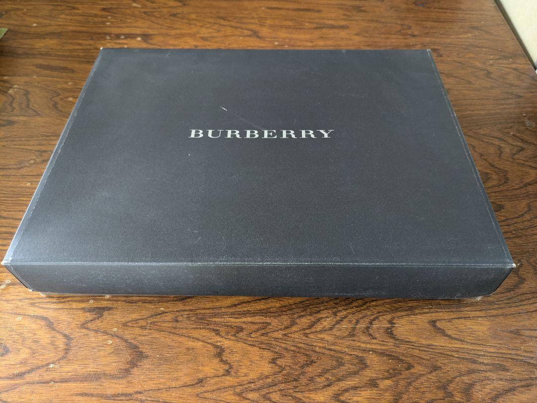 BURBERRY ウール ひざ掛け 75cm x 150cm チェック柄
