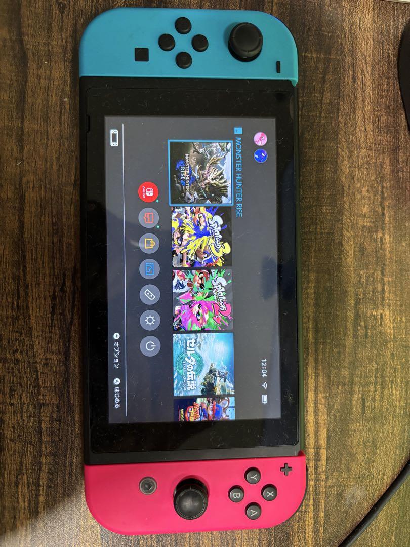 Nintendo Switch 本体 青と赤のJoy-Con