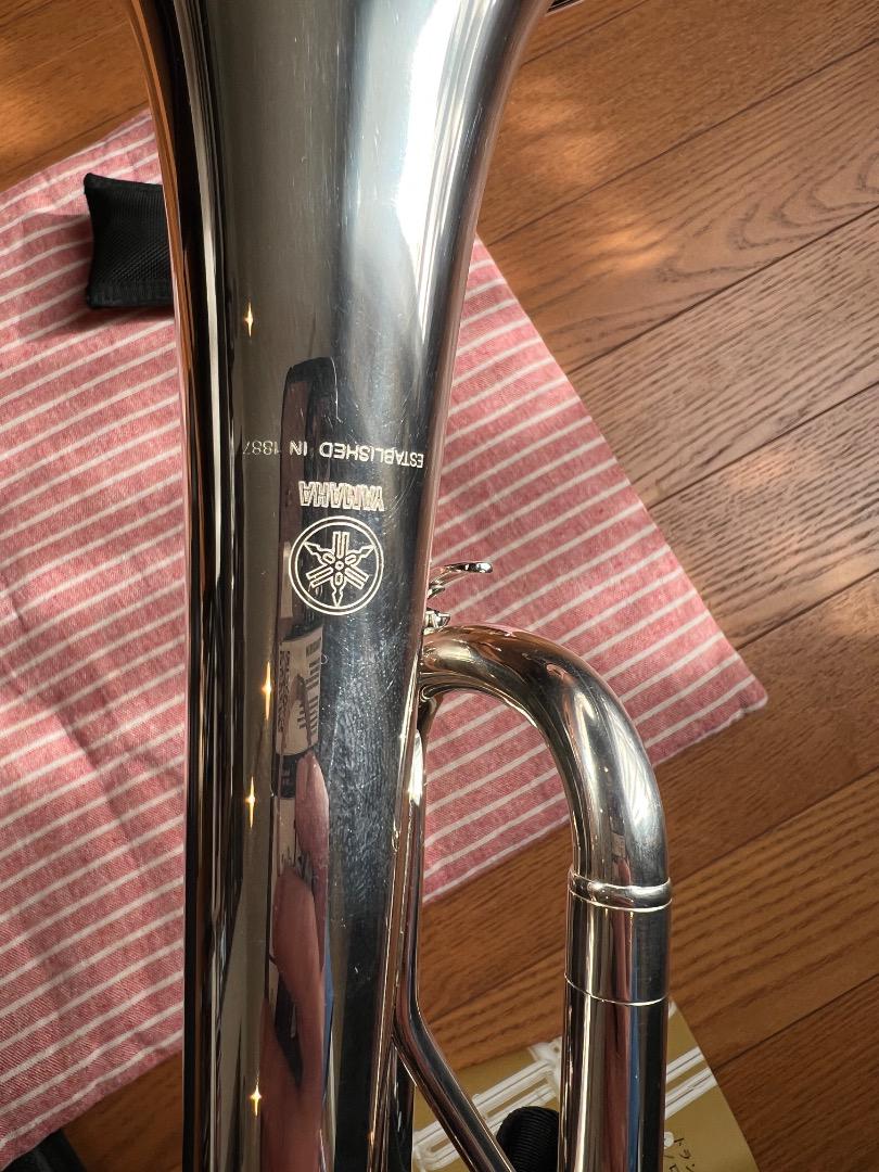 M*I様 Yamaha トランペット YTR2330シルバー ケース付き　ほぼ未