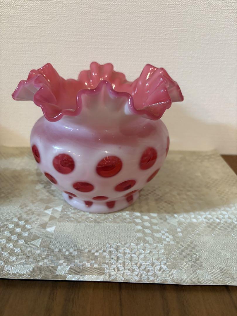 フェントン コインドット ピンクガラス フリル付きフラワー