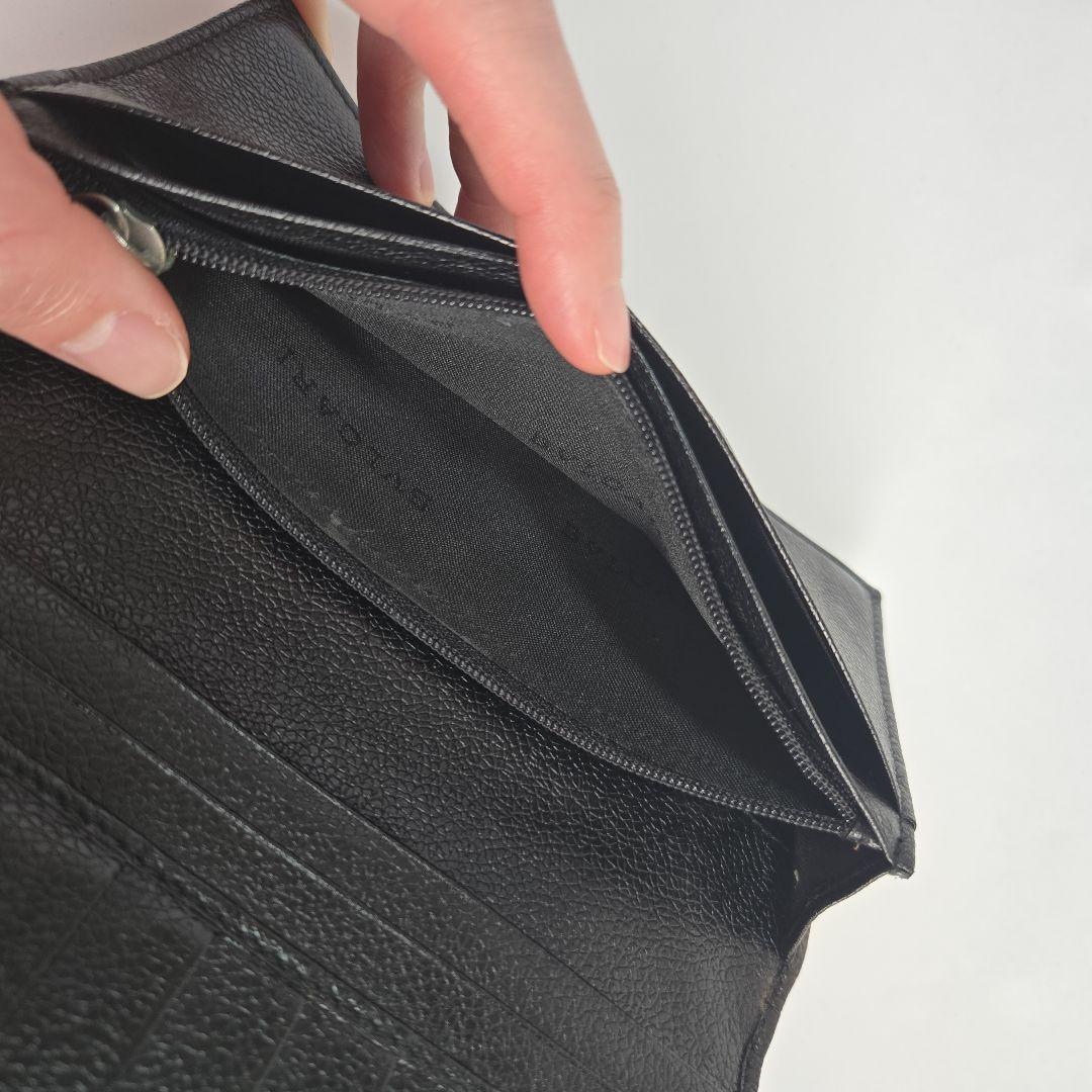 【美品】BVLGARI ブラック 二つ折り財布　メンズ