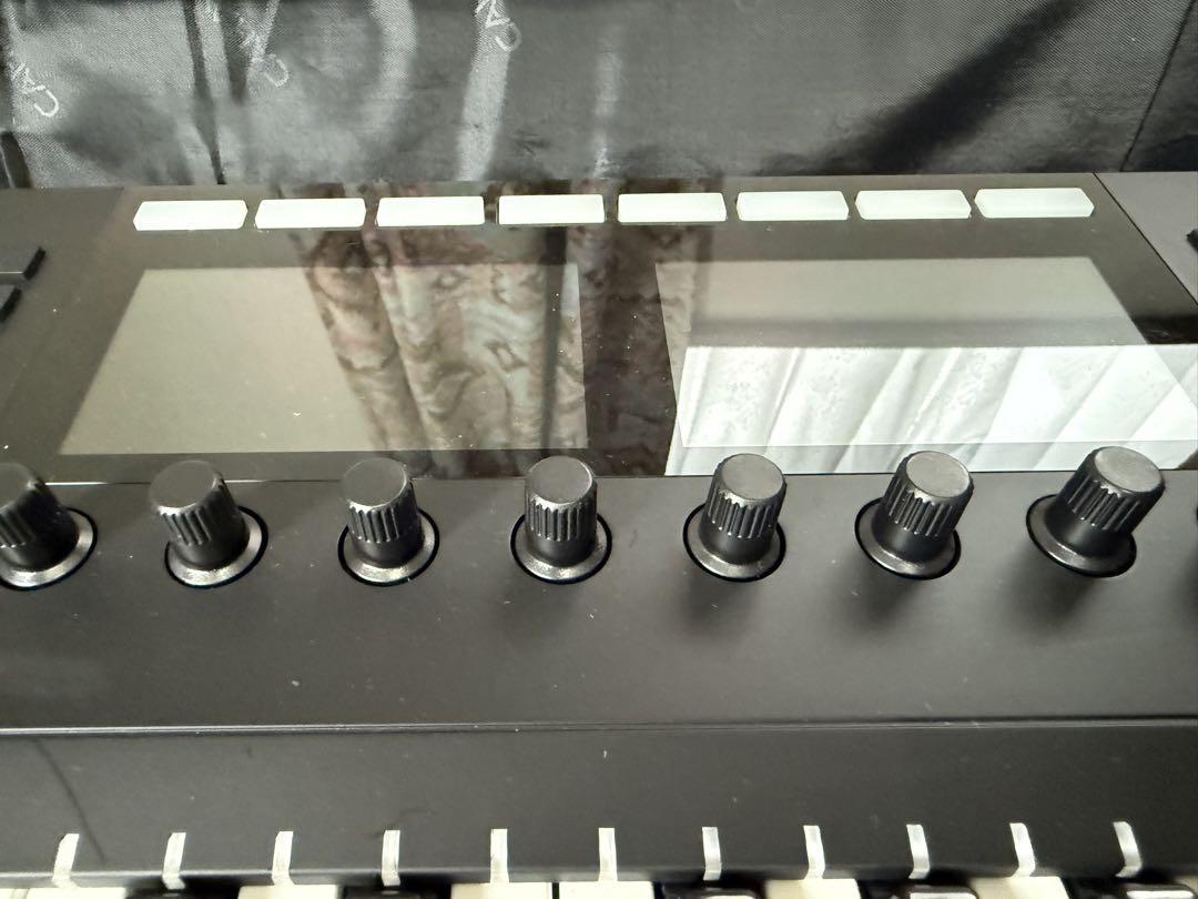 【ケース・ガイドブック付】KOMPLETE KONTROL S61 MK2