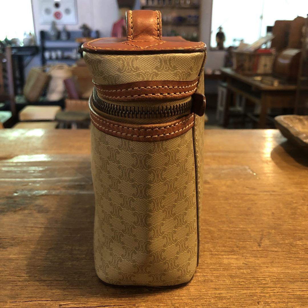 VINTAGE CELINE マカダム バニティバッグ ポーチ ゴールドジップ VINTAGE CELINE マカダム バニティバッグ ポーチ ゴールドジップ