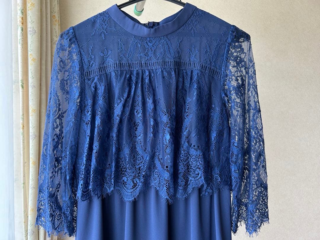 any SiS ブルー系レーシーケープ ドレス