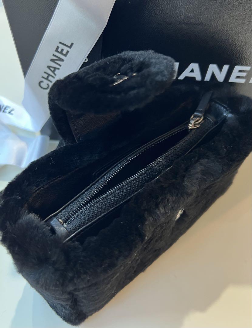 CHANEL シャネル オリラグファー ポーチ 〈新品未使用〉