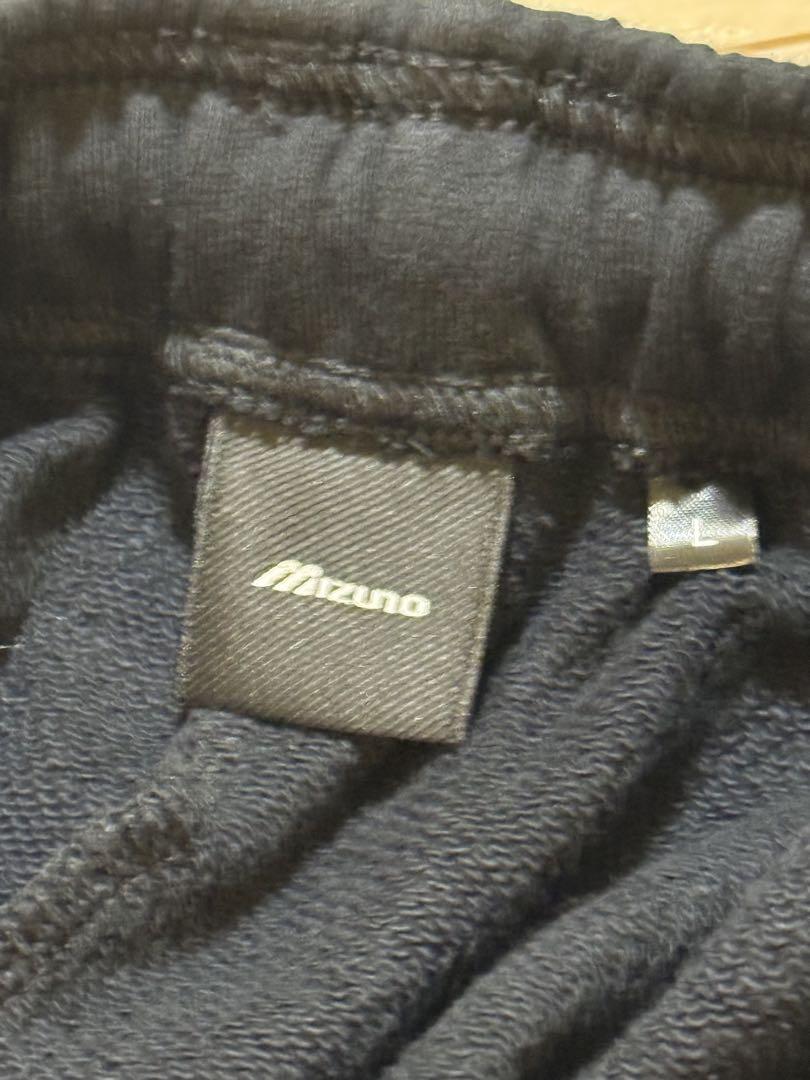 【新品未使用、定価半額以下】MIZUNOスウェットパンツ