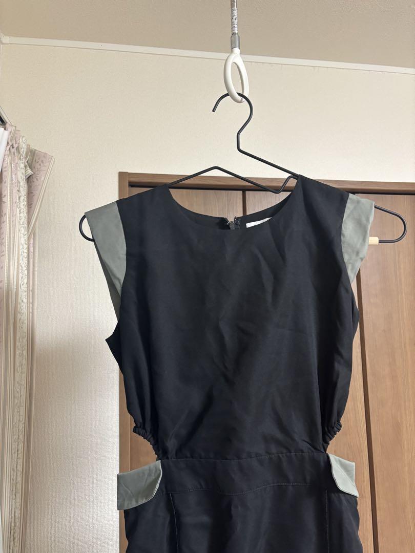 vallan新田さちかワンピースSideOpenFlap StitchDress