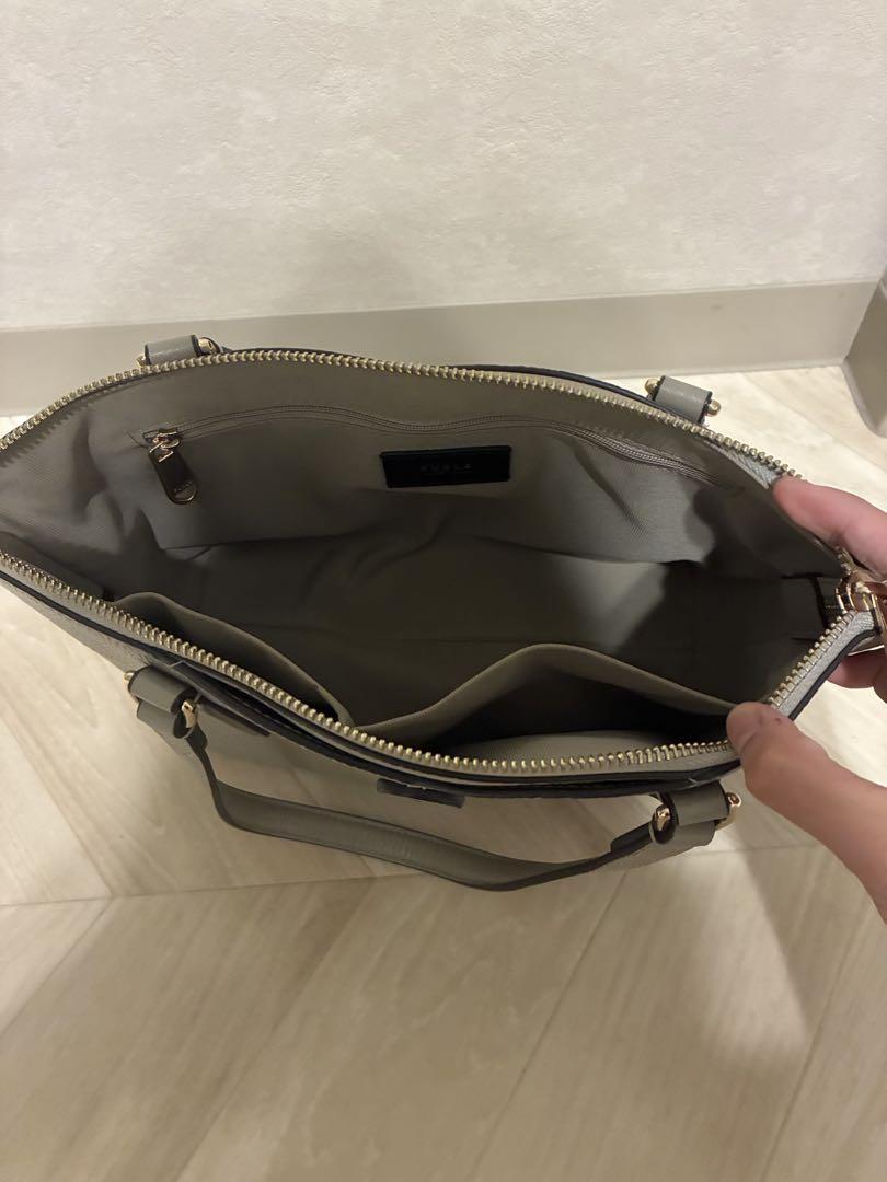FURLA バッグ レザー ショルダーバッグ グレー