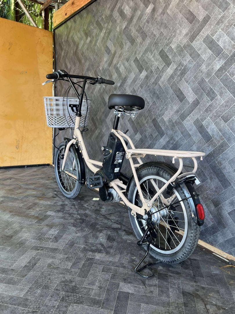 ベージュ シティタイプバッテリー8.9ahBRIDGESTONE