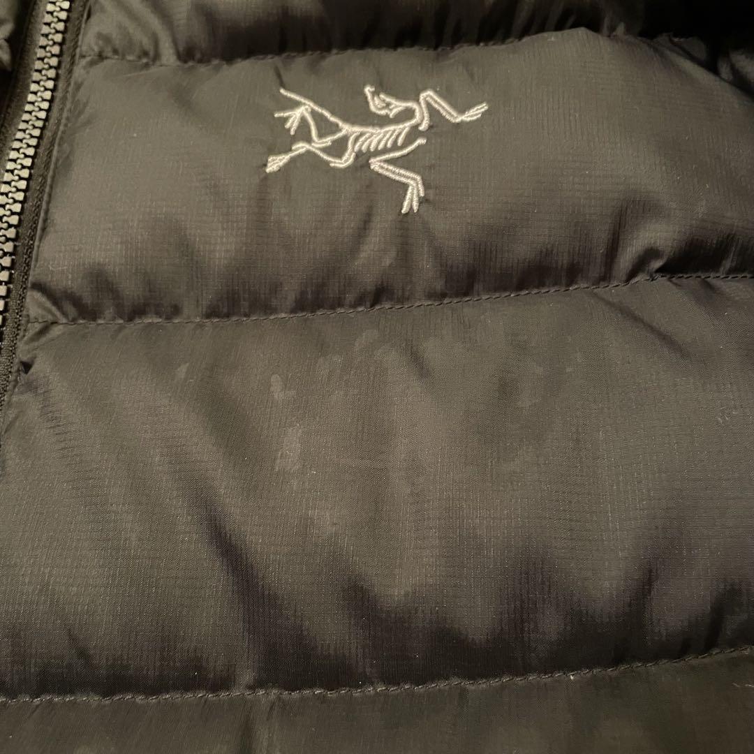 人気 Sサイズ ARC’TERYX THORIUM AR HOODY ブラック
