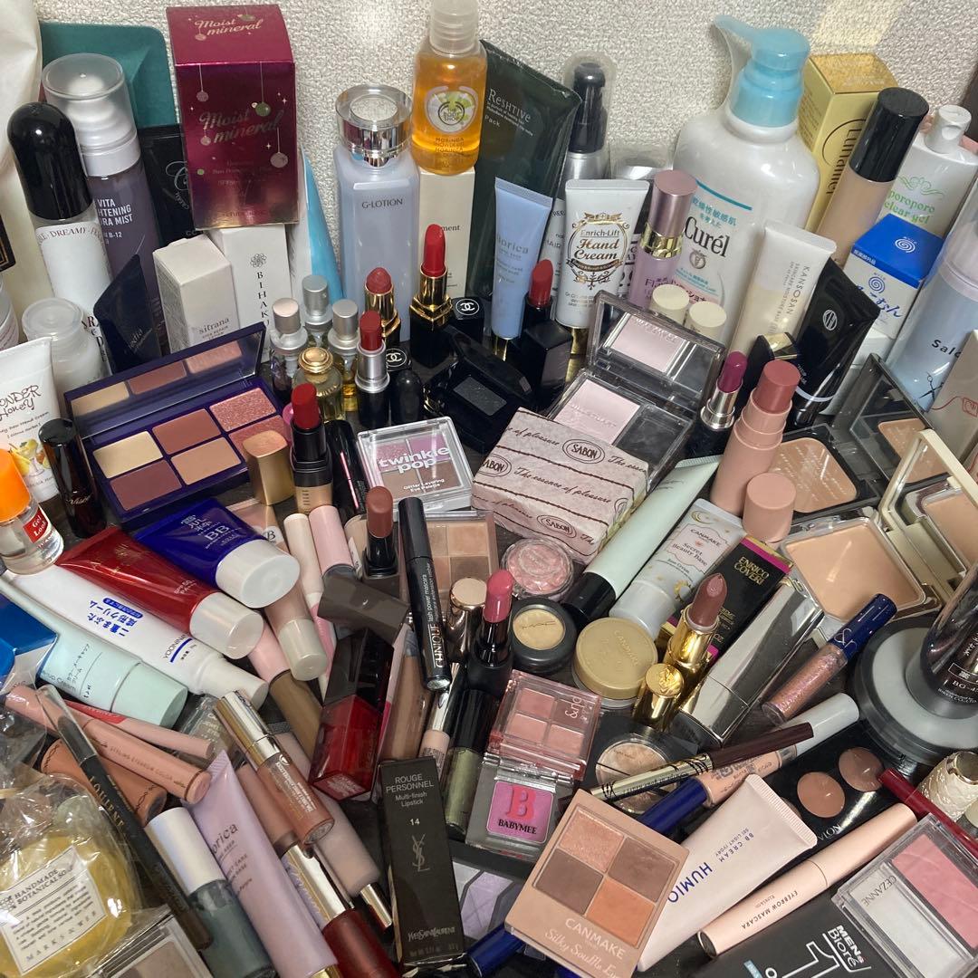 コスメまとめ売り