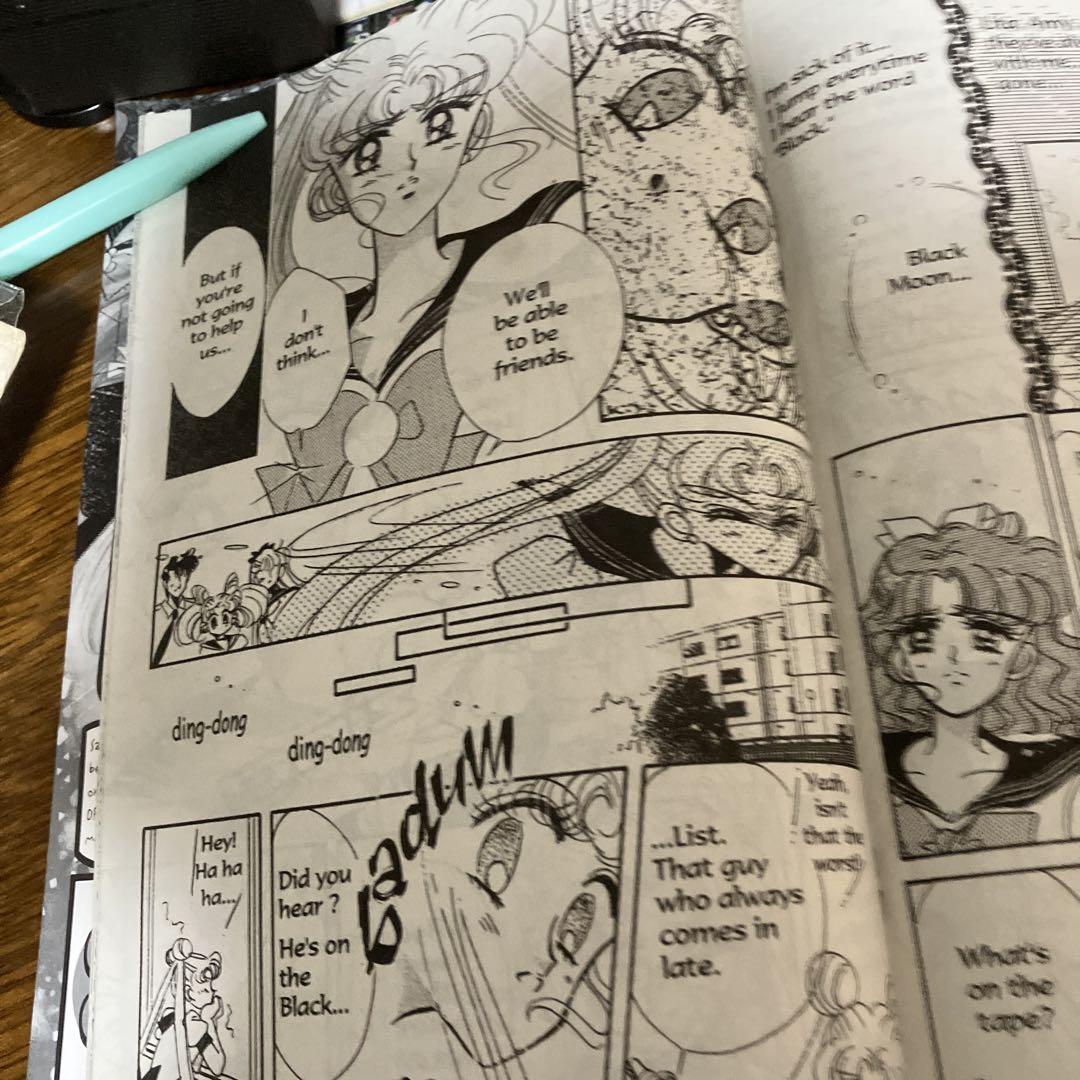 セーラムーン　コミック　英語版