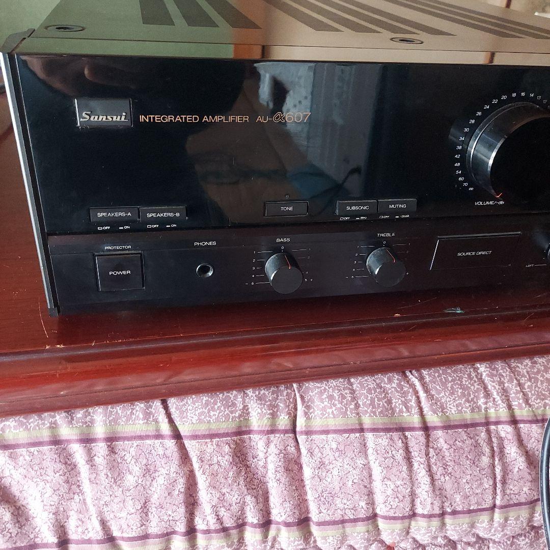 サンスイステレオアンプAU-a607