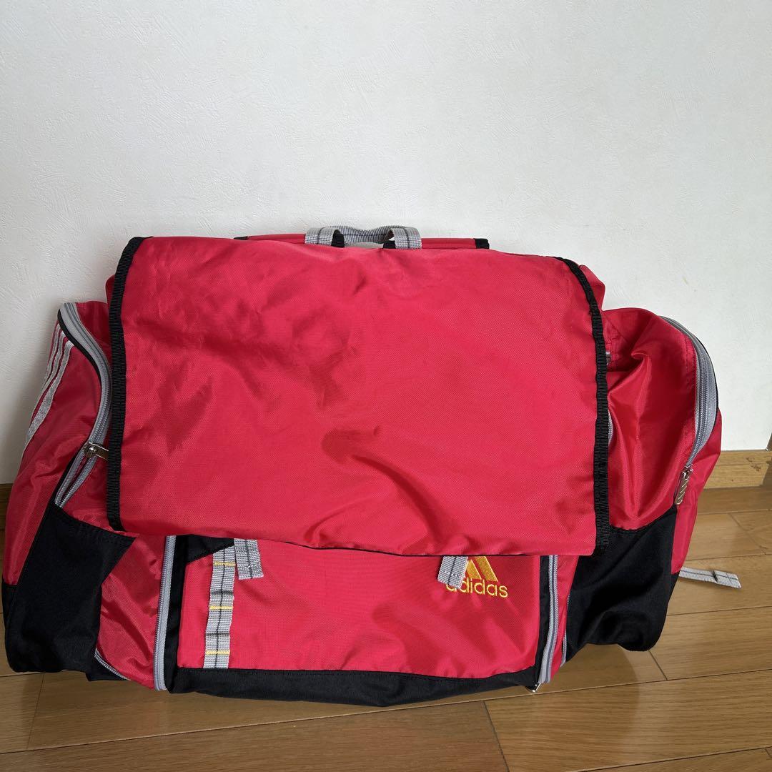 adidas 赤黒 バックパック