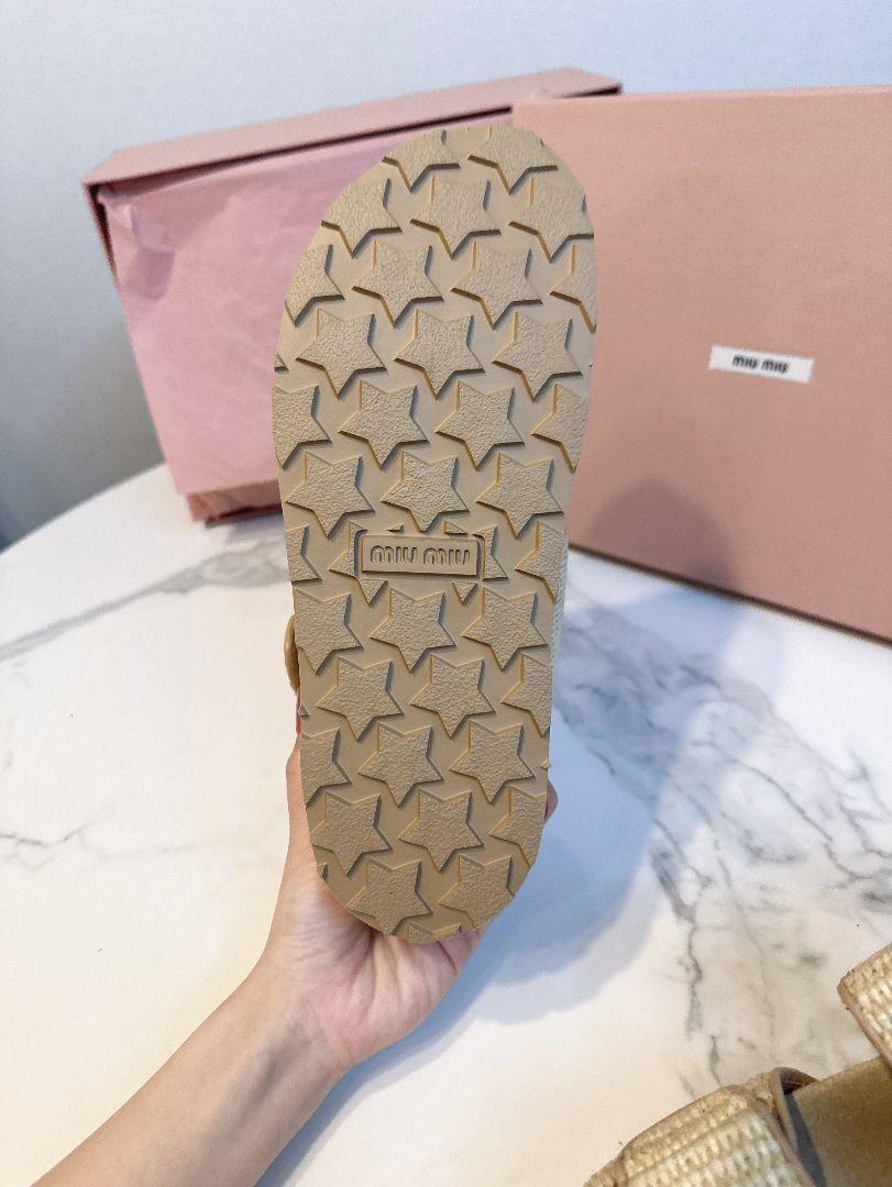 miu miu ベージュ サンダル コルクソール