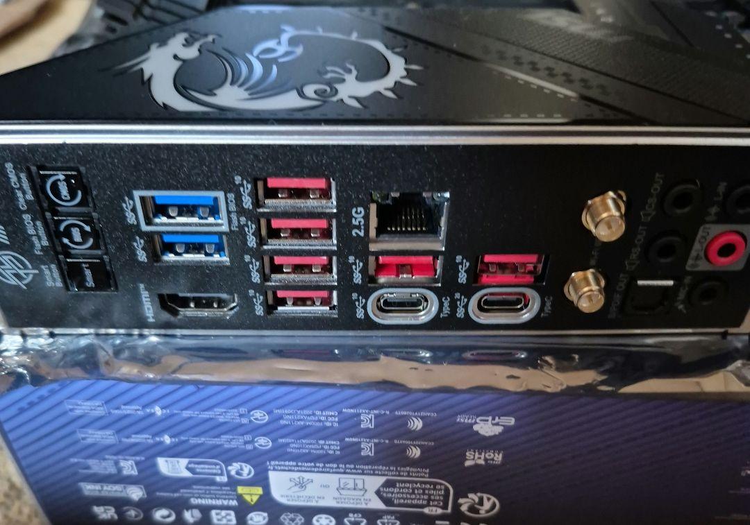 サ*ラ様 MSI MPG Z790 CARBON WIFI マザーボード