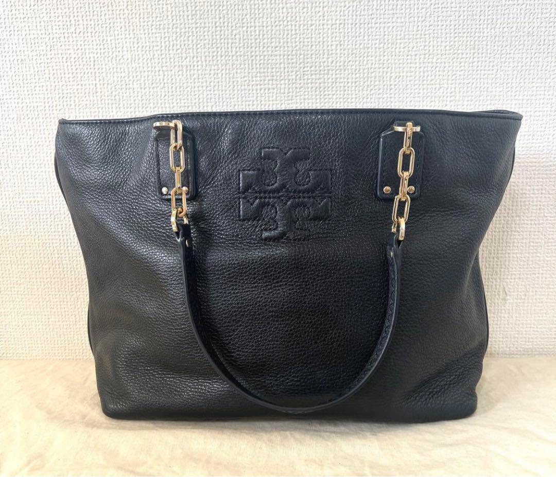 TORY BURCHのレザー チェーンとレザーのコンビトートバッグ