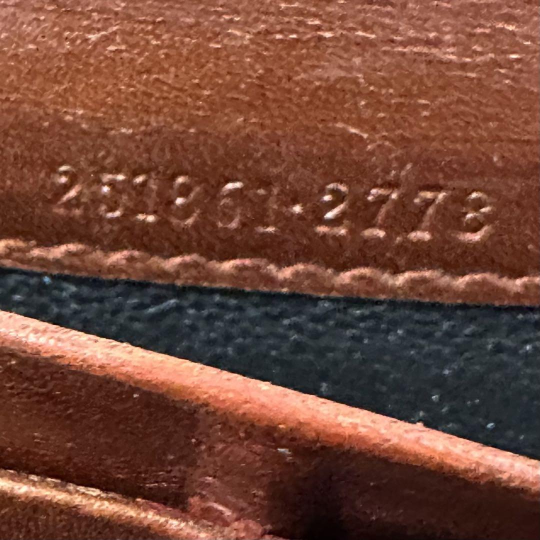 良品‼️ グッチ　GUCCI 財布　長財布　シマレザー　ラブリーハート