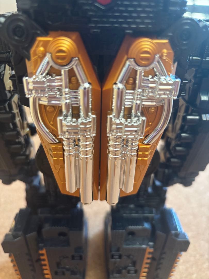 【状態良：オマケ付】キングオージャー DXキングコーカサスカブト(アックス欠品)