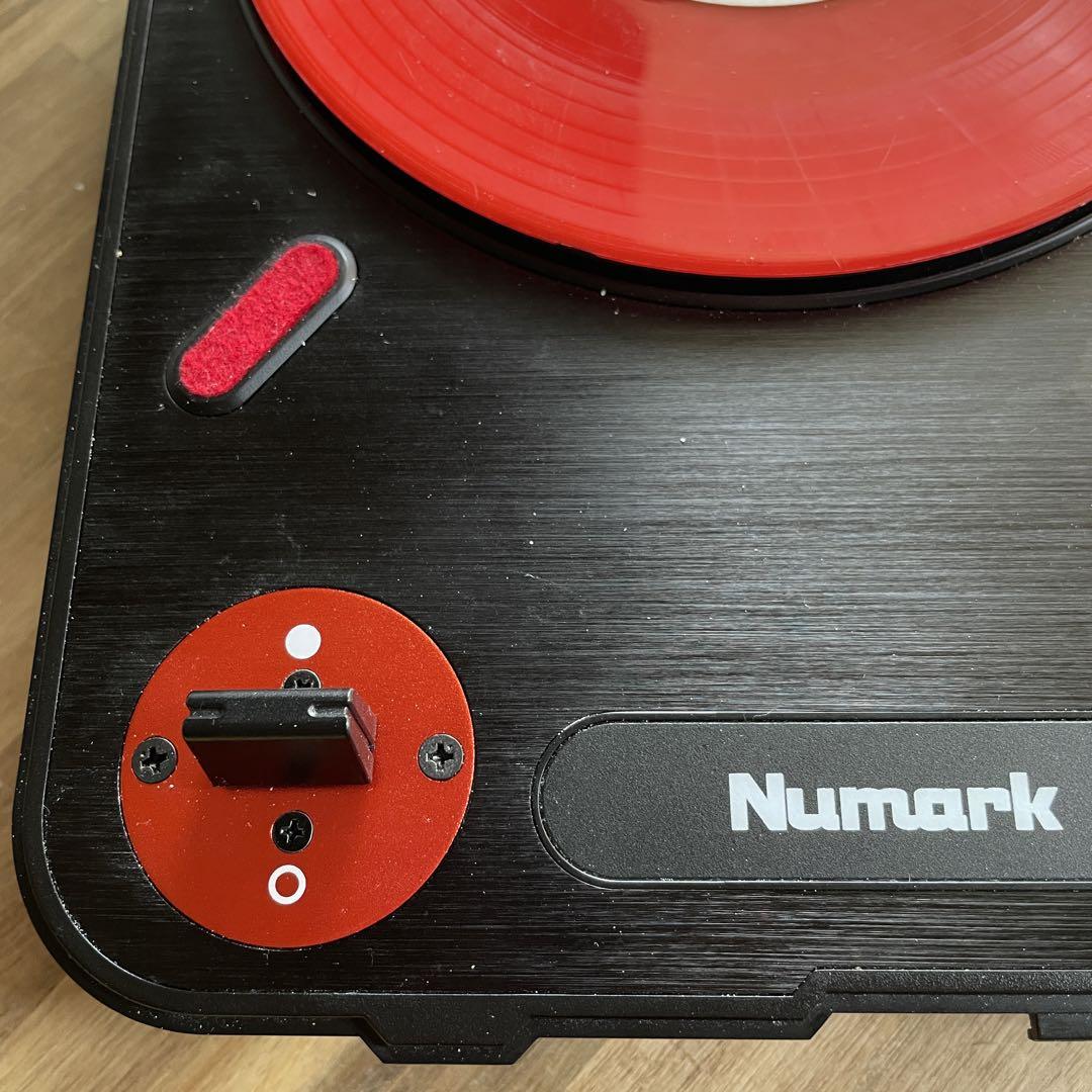 ジャンク　Numark PT01 SCRATCH ポータブルターンテーブル　本体