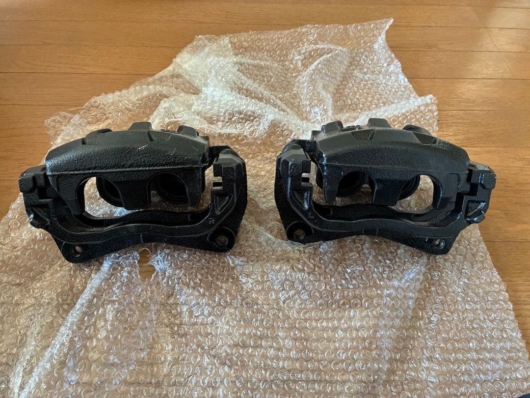 スバル レガシィ BP BL OH済みフロントブレーキキャリパー 耐熱ブラック