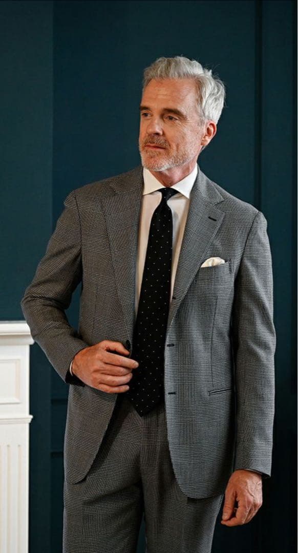 ainexx Robert Fraser 黒ドット柄ネクタイ ツイル 日本製